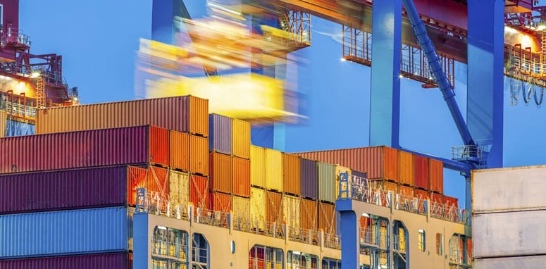 shipping containers in shipping yard